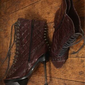 Stylish Brown open toed heels